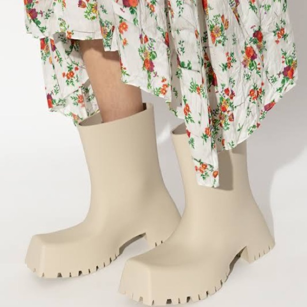 Balenciaga Trooper Boots